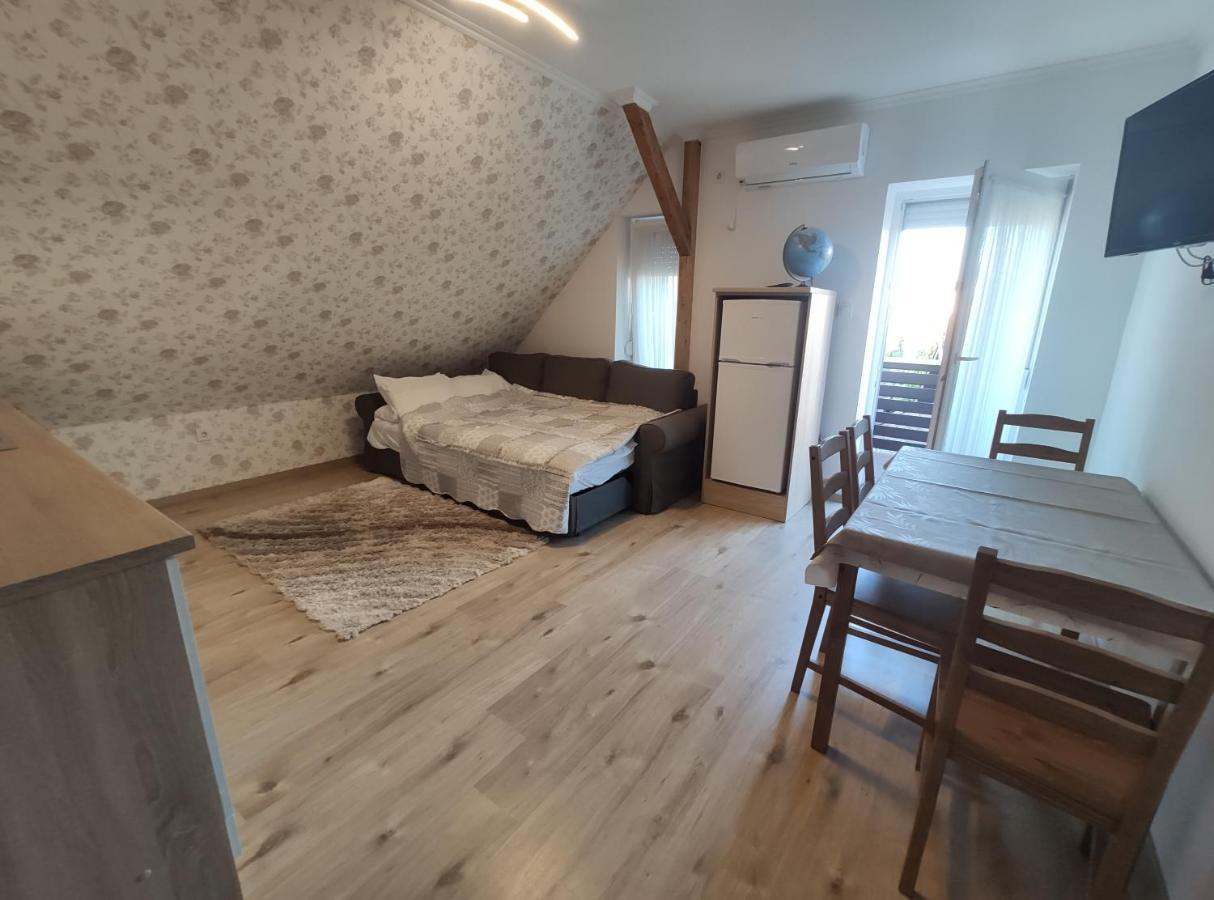 Apartamento Royal De Lux Hajdúszoboszló Exterior foto